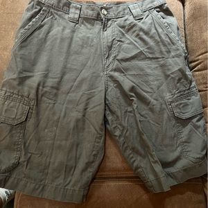 Eddie Bauer Cargo shorts